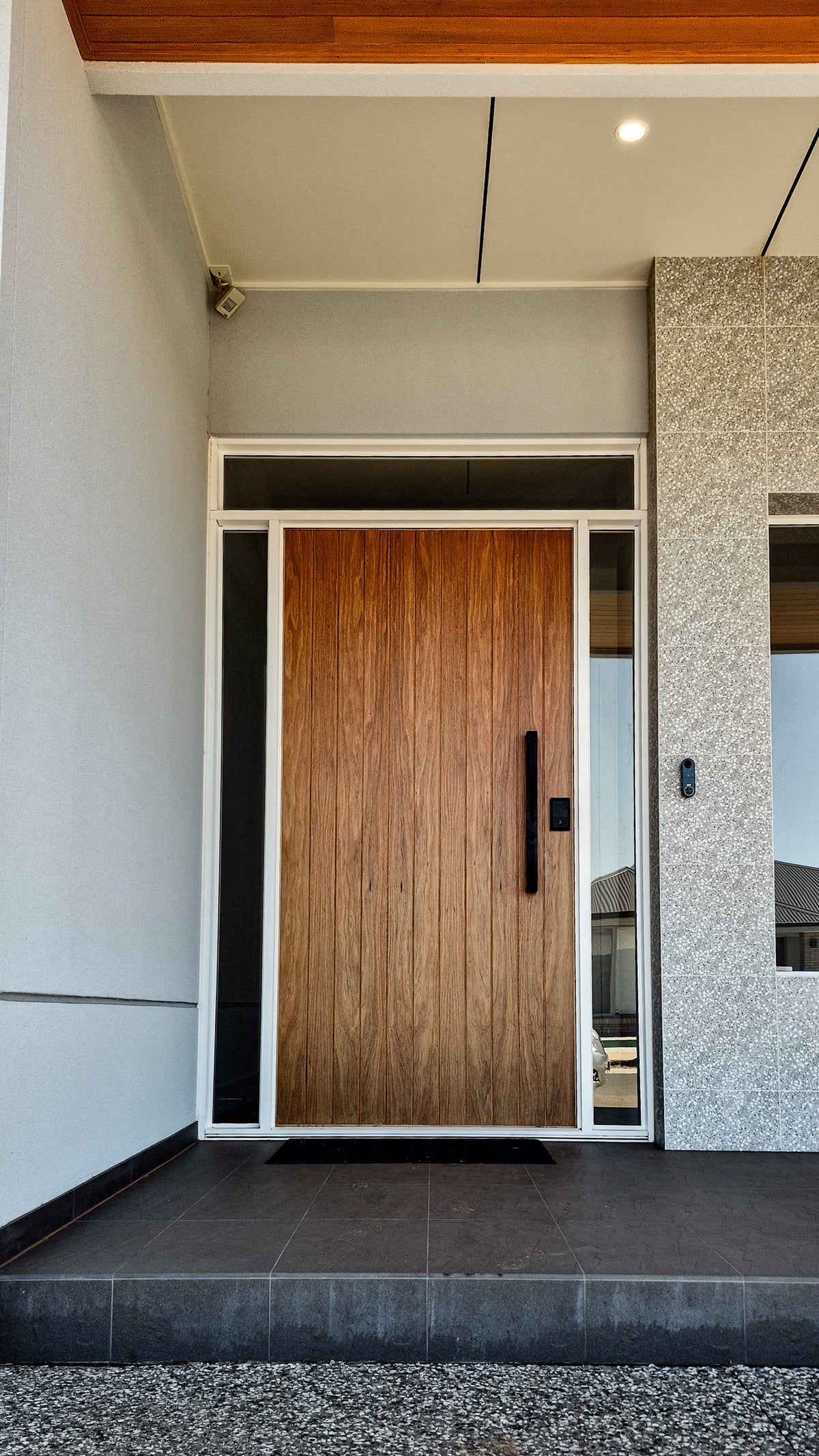 Features of the Veneer Entry Door Range